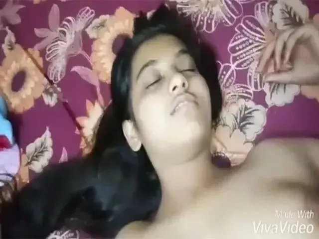 गुजजु लवर्स की जबरदस्त चूत चुदाई वीडियो